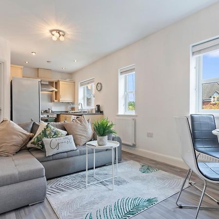 Ava'S Apartment - 1 Bedroom In Solihull Centre - Free Parking - Wi-Fi Exterior foto